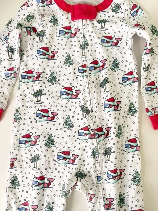 Vineyard Vines Baby Skis & Trees Whale Holiday Christmas Footie Pajamas 6-12M - Picture 2 of 6